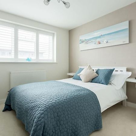 Stunning 2 Bed Apartment, Fabulous Sea View & 2 Minutes To Beach With Parking Bournemouth Exterior foto